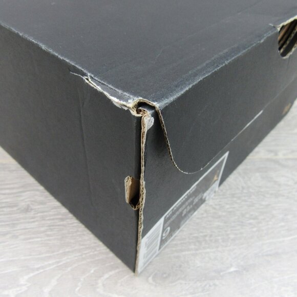 Air Jordan 1 Mid Purple Pulse Aqua White Sneakers Mens Size 9 NEW - Picture 15 of 15